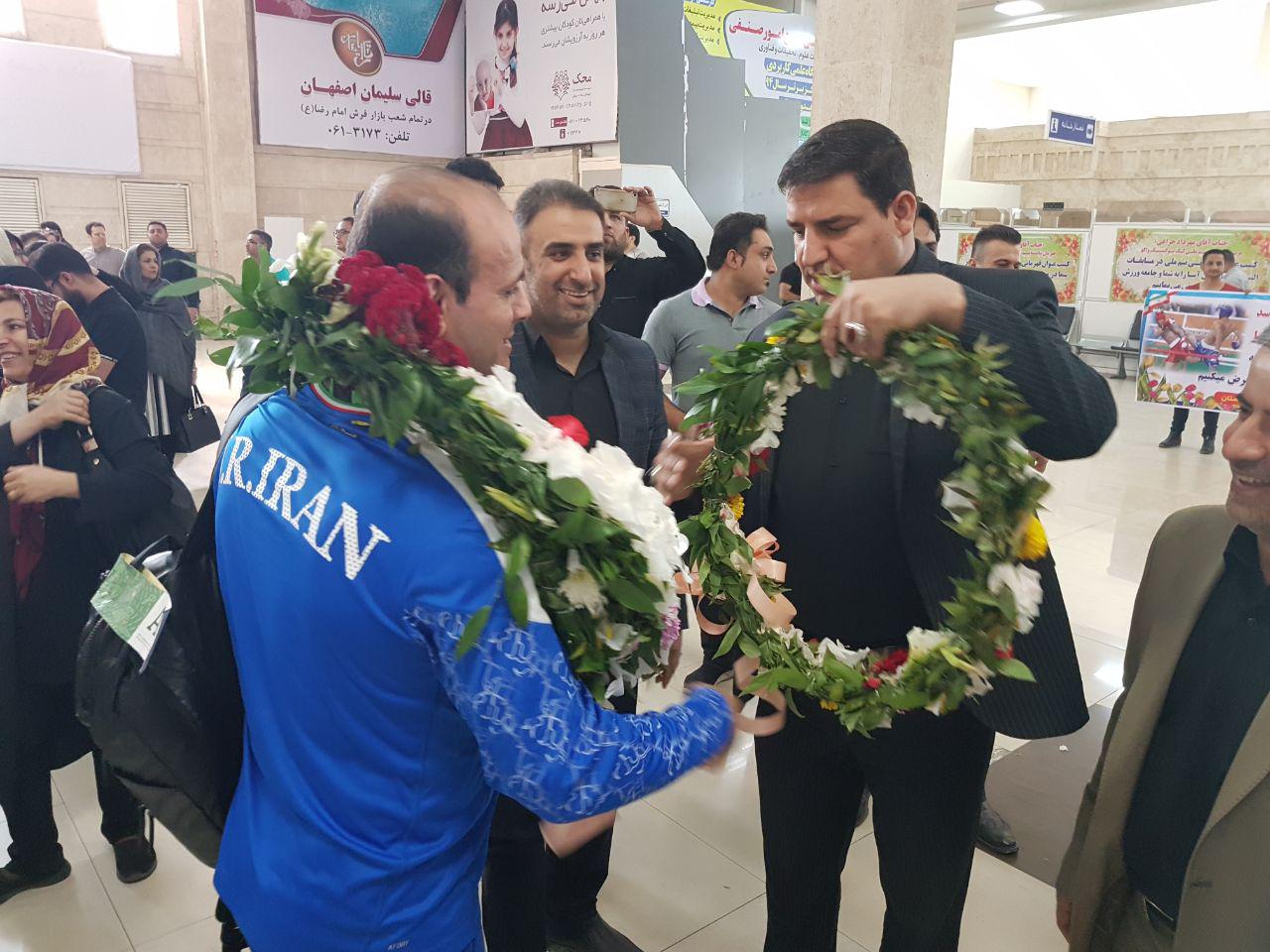 دختران فوتسالیست ملی پوش، غریبانه وارد خوزستان شدند!