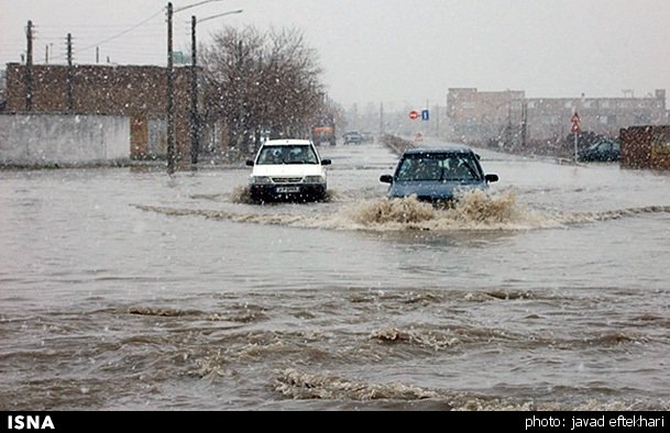 آخرین وضعیت محورهای خوزستان پس از بارندگی / جاده زیدون – گچساران مسدود است