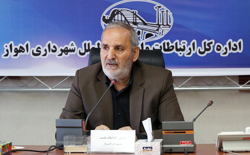 شهردار اهواز خبر داد: احداث فاز اول ۱۰ ایستگاه ریل باس در ماههای آینده