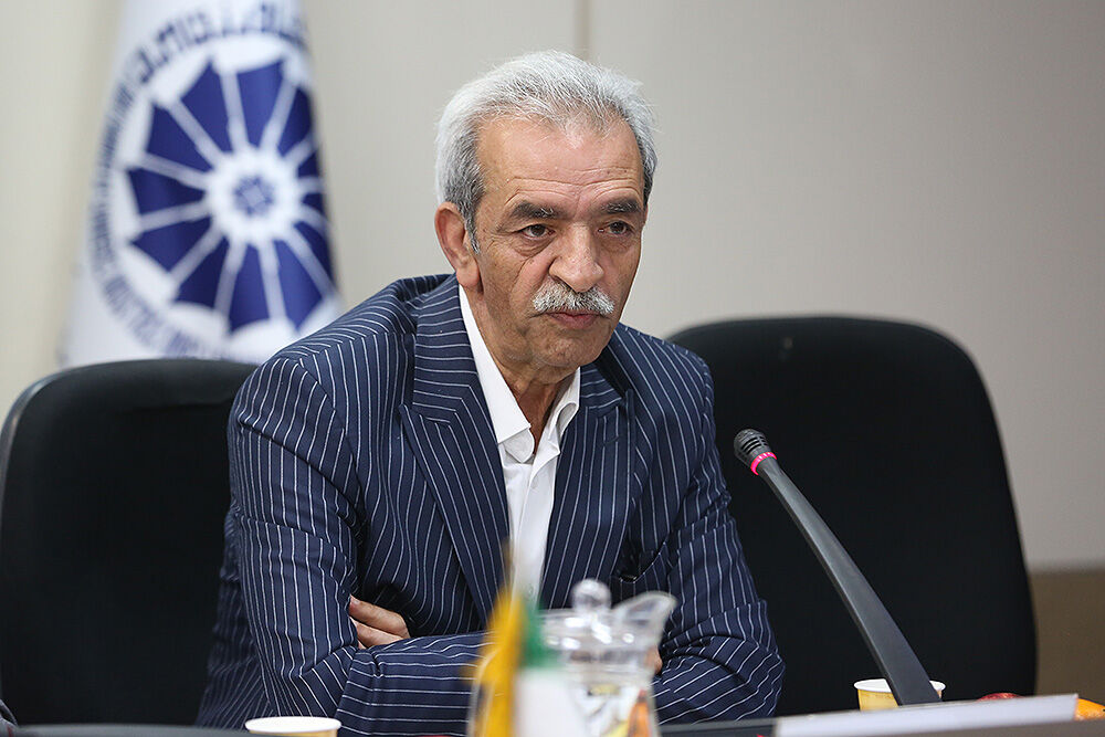 انتخابات اتاق بازرگانی خرمشهر، انفصال از خدمت یک مسئول کشوری را به دنبال داشت! انتخابات اتاق بازرگانی خرمشهر، انفصال از خدمت یک مسئول کشوری را به دنبال داشت!
