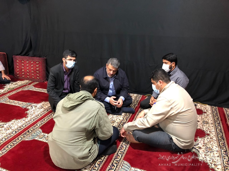 حضور سرزده شهردار اهواز در مسجد سیده و دیدار با شهروندان