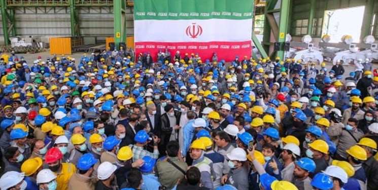 اولویت استخدام با نیروهای بومی است اولویت استخدام با نیروهای بومی است