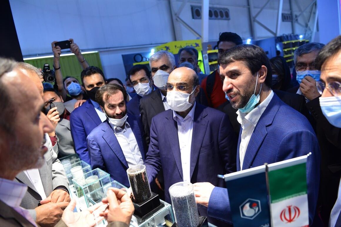 دانشبنیانها نقش بسزایی در توسعه فرآیندهای پیچیده صنعت پتروشیمی دارند دانشبنیانها نقش بسزایی در توسعه فرآیندهای پیچیده صنعت پتروشیمی دارند