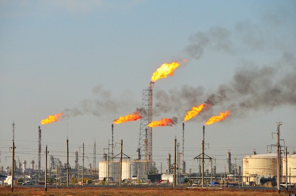 میزان تخصیص عوارض آلایندگی شرکت های نفتی به شهرها و مناطق خوزستان مشخص شد