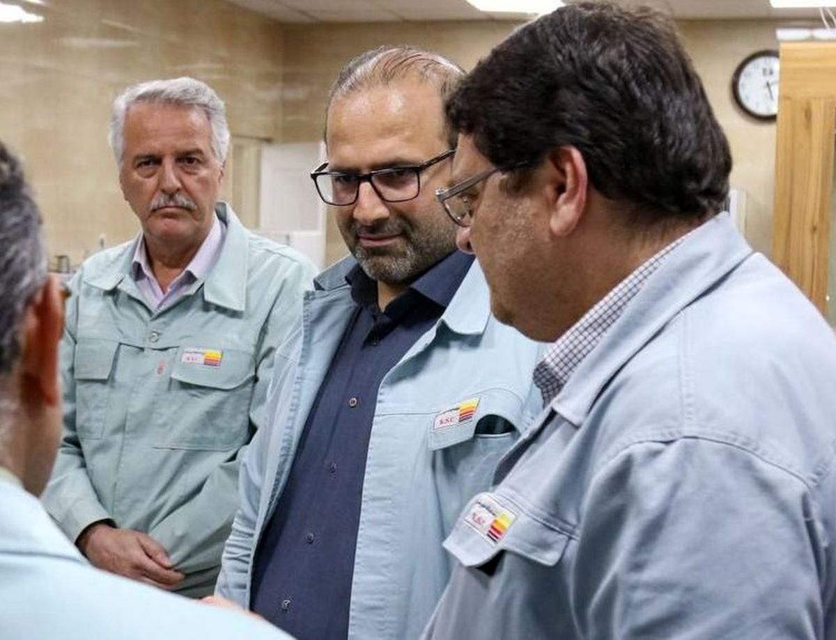 ساخت دستگاه اندازه‌گیری میزان آهن کل و فلزی در آهن اسفنجی در فولاد خوزستان