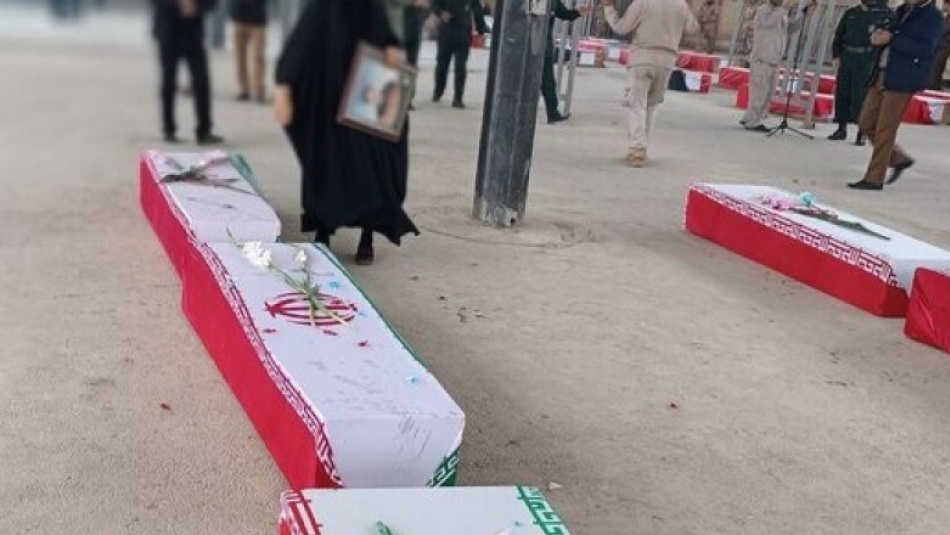 ورود پیکرهای مطهر ۷۱ شهید دفاع مقدس به خاک کشور ورود پیکرهای مطهر ۷۱ شهید دفاع مقدس به خاک کشور