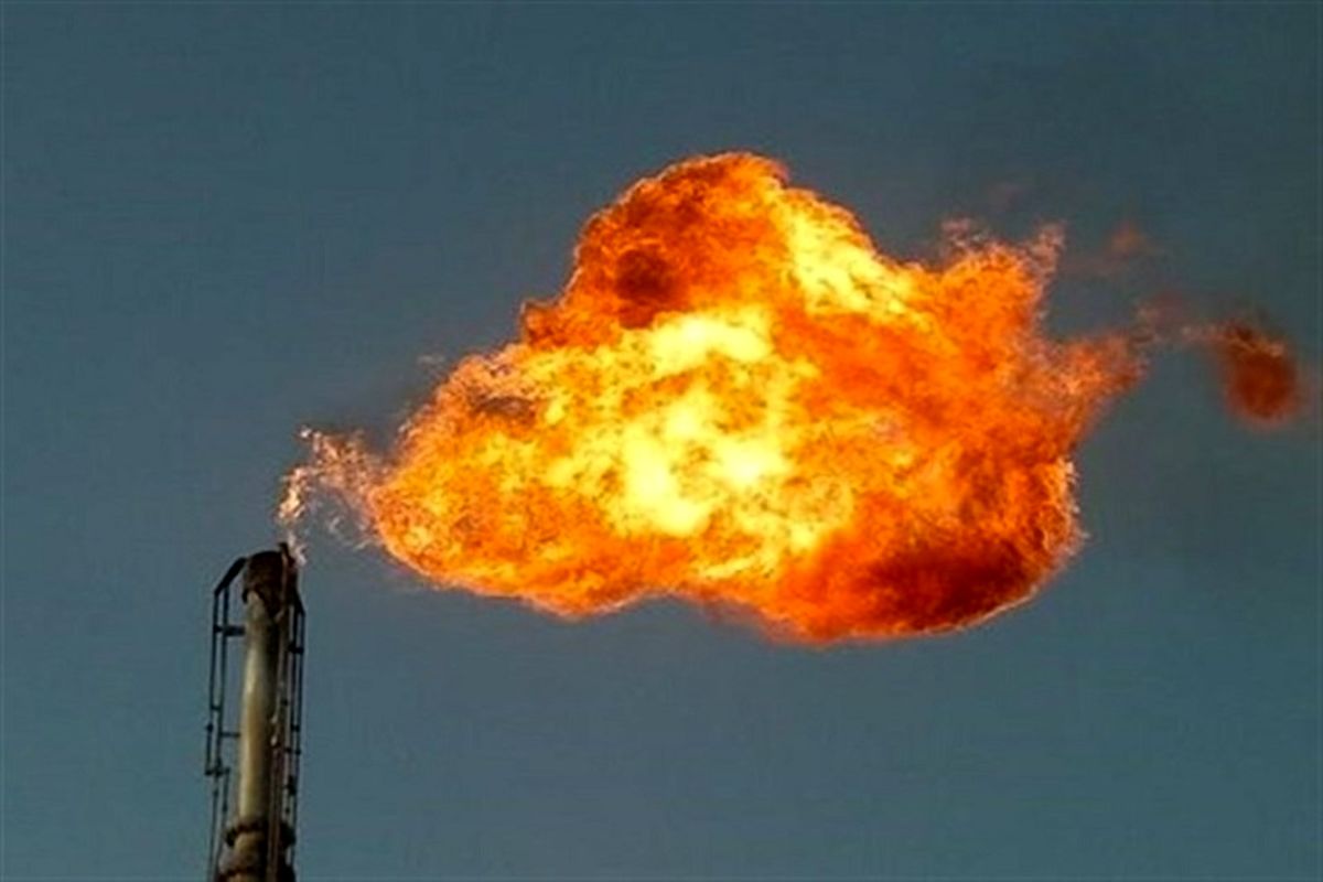 ضرورت تسریع در جمع آوری گاز‌های همراه مشعل شرق کارون