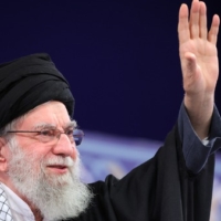 روح بلند پیشوای ملّت بزرگ ایران و آزادی‌خواهان جهان و امت اسلامی، به ملکوت اعلی پیوست