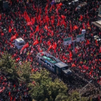 صلابت ایران در قامت یک وداع